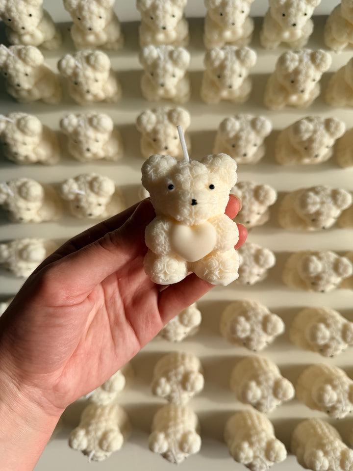 La bougie ourson fleuri